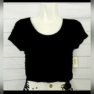 AEROPOSTALE Black Crop Tee